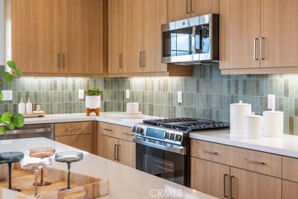 16303 Estonia Drive, Canyon Country, CA 91387 — photo 3
