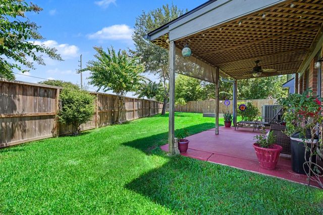 1150 Andover Drive, Pearland, TX 77584