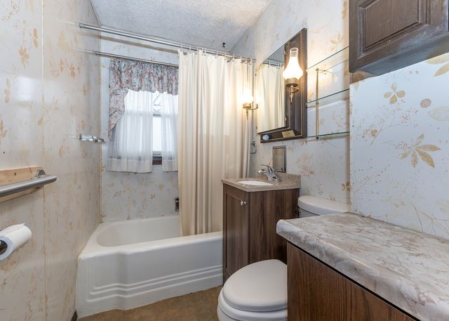 308 N Stewart Street, Geneseo, IL 61254