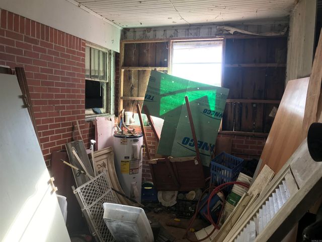 2412 S Camden Road, Pine Bluff, AR 71603
