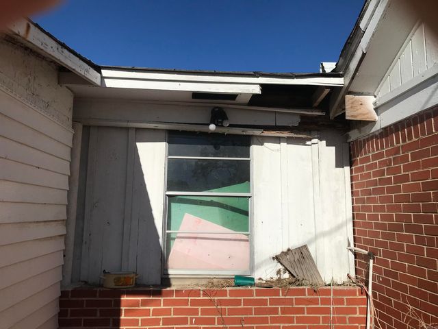 2412 S Camden Road, Pine Bluff, AR 71603
