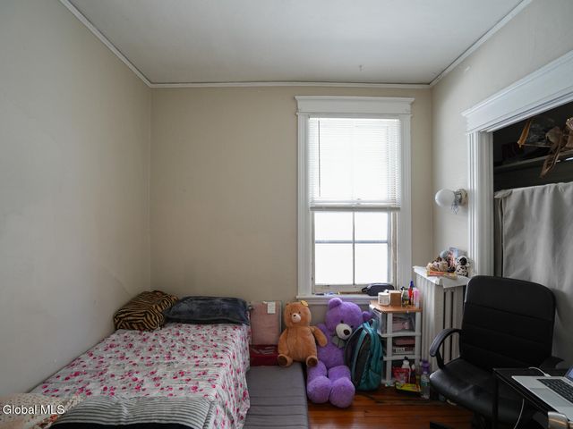 207 western Avenue, Albany, NY 12203