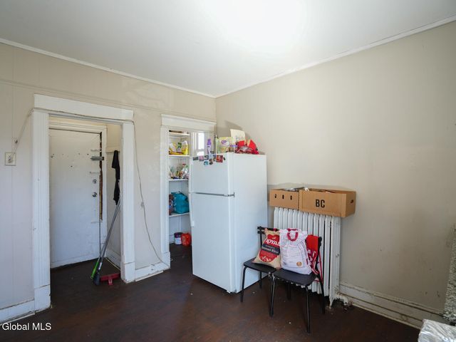 207 western Avenue, Albany, NY 12203