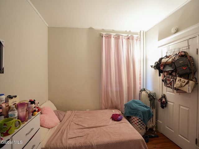 207 western Avenue, Albany, NY 12203