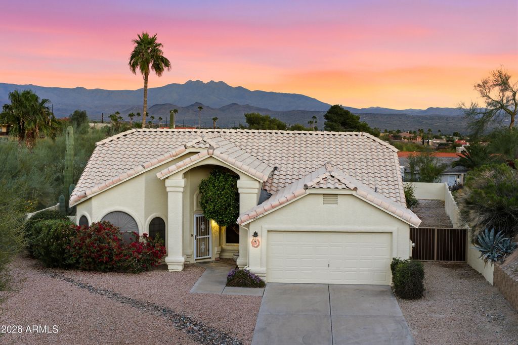 15211 N MAPLE Drive, Fountain Hills, AZ 85268