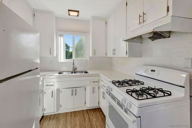 5590 Maryland Ave, La Mesa, CA 91942