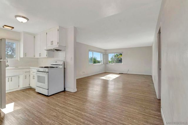 5590 Maryland Ave, La Mesa, CA 91942