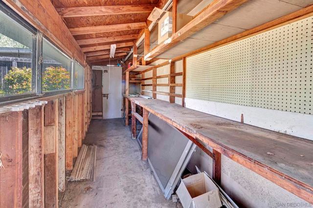 5590 Maryland Ave, La Mesa, CA 91942