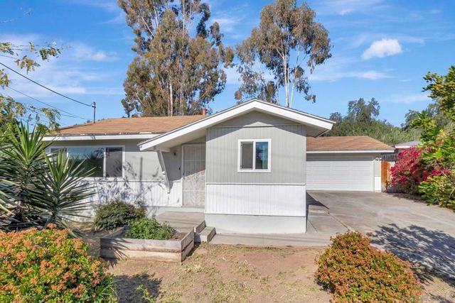 5590 Maryland Ave, La Mesa, CA 91942