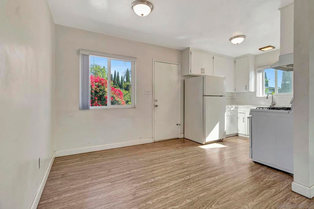 Image 7 of property listing at 5590 Maryland Ave, La Mesa, CA 91942