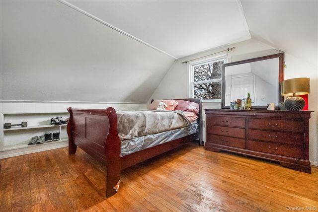 1406 M Street, Elmont, NY 11003