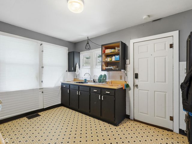 104 Garfield Street, Crawfordsville, IN 47933