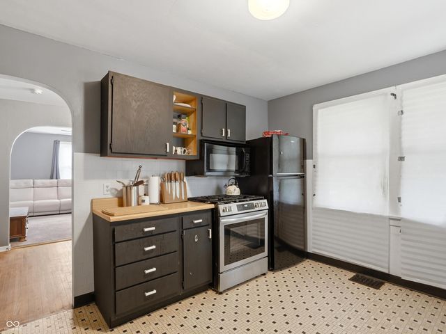 104 Garfield Street, Crawfordsville, IN 47933
