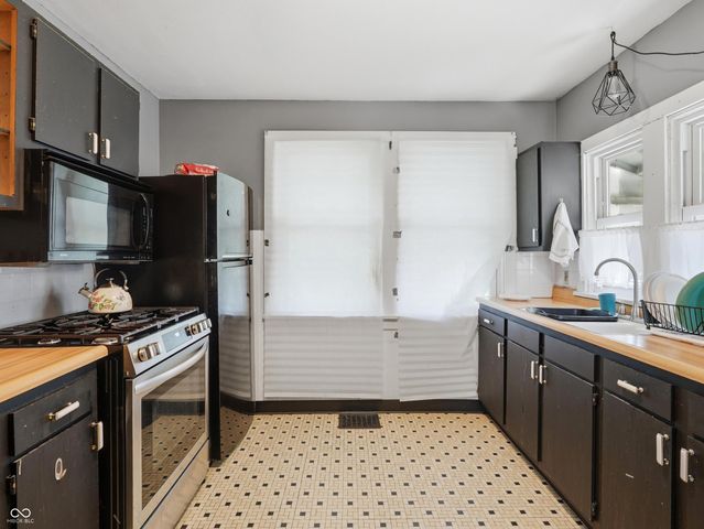 104 Garfield Street, Crawfordsville, IN 47933