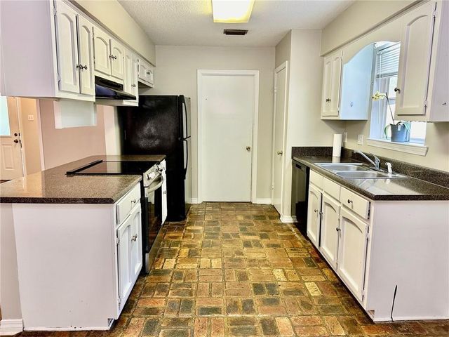5628 Kalisa Court, Mobile, AL 36693