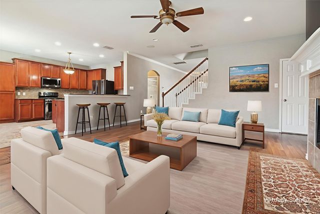 616 Bushdale Drive, Arlington, TX 76002