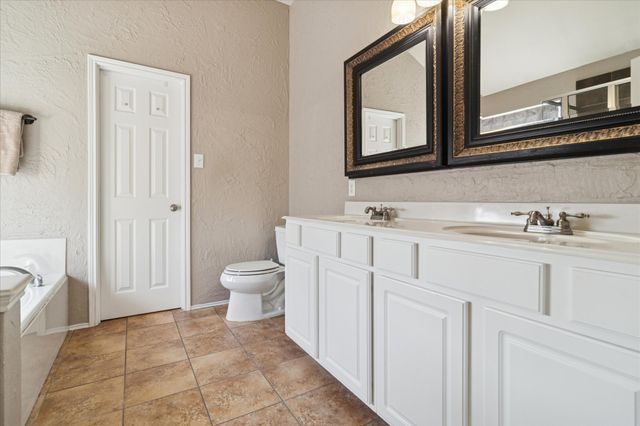 616 Bushdale Drive, Arlington, TX 76002