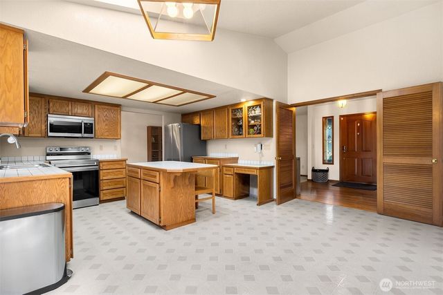 8216 50th Street Ct W, University Place, WA 98467