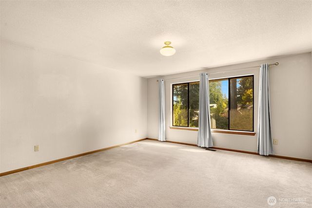 8216 50th Street Ct W, University Place, WA 98467