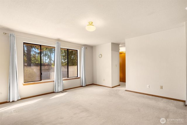 8216 50th Street Ct W, University Place, WA 98467