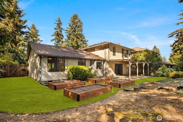 8216 50th Street Ct W, University Place, WA 98467