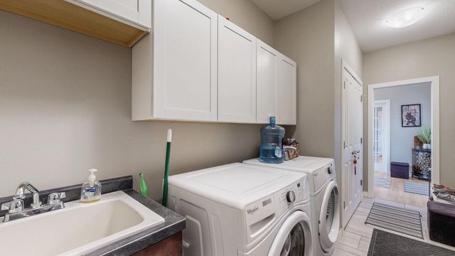 2034 Thea Lane SW, Rochester, MN 55902