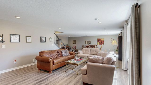 2034 Thea Lane SW, Rochester, MN 55902