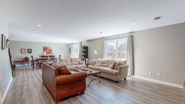 2034 Thea Lane SW, Rochester, MN 55902