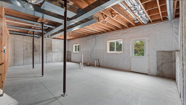 13710 Airport Road, Ferryville, WI 54628