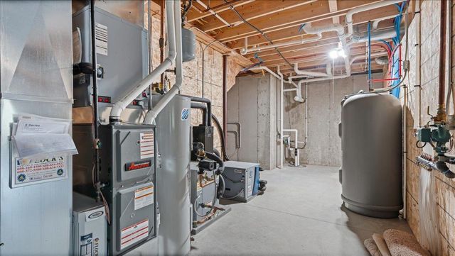 13710 Airport Road, Ferryville, WI 54628