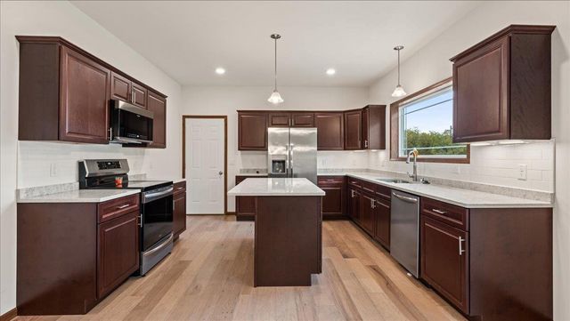 13710 Airport Road, Ferryville, WI 54628