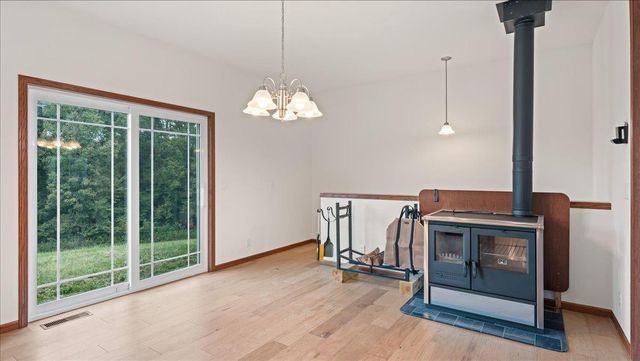 13710 Airport Road, Ferryville, WI 54628