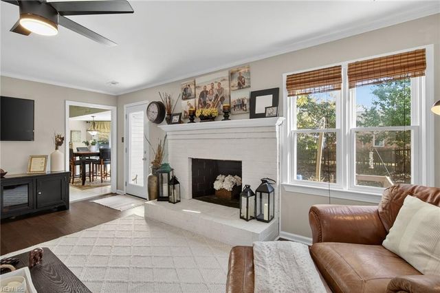 2192 Rosewell DR, Virginia Beach, VA 23454