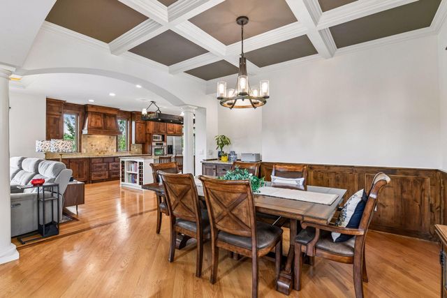 8455 Duck Trail, Victoria, MN 55386