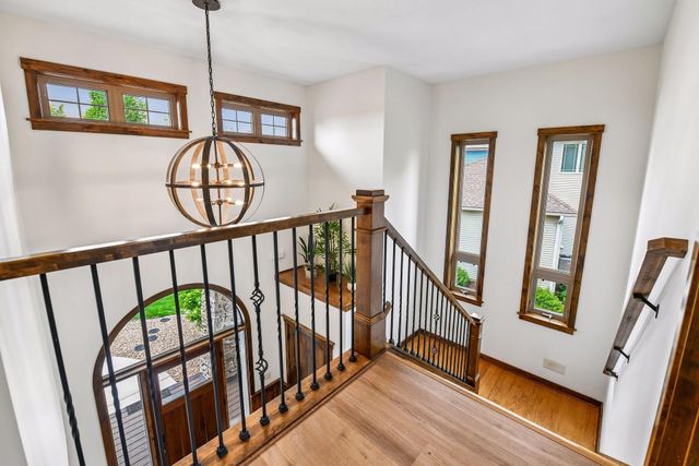 8455 Duck Trail, Victoria, MN 55386