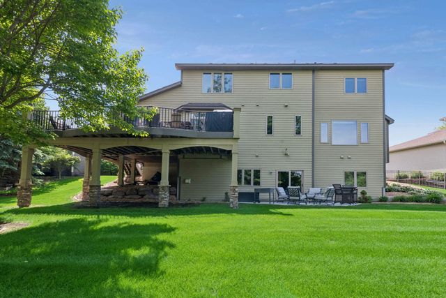 8455 Duck Trail, Victoria, MN 55386
