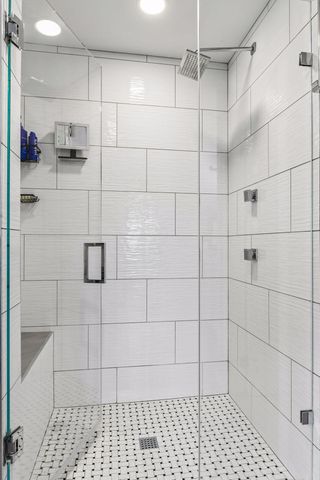 8455 Duck Trail, Victoria, MN 55386