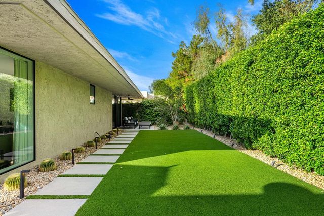 12 Dartmouth Drive, Rancho Mirage, CA 92270