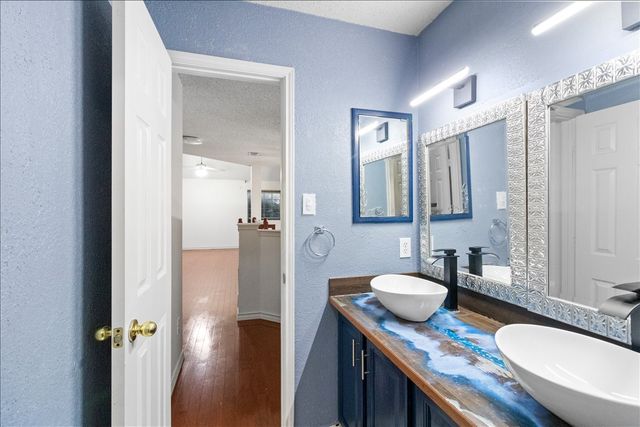 4209 Westcliff Court, Arlington, TX 76016