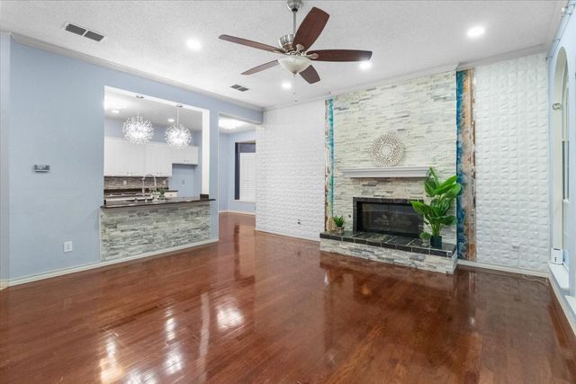 4209 Westcliff Court, Arlington, TX 76016