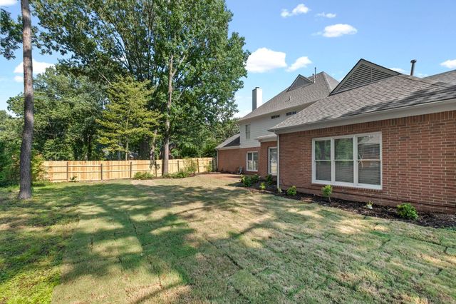 9358 L'ANGUILLE LN, Germantown, TN 38139
