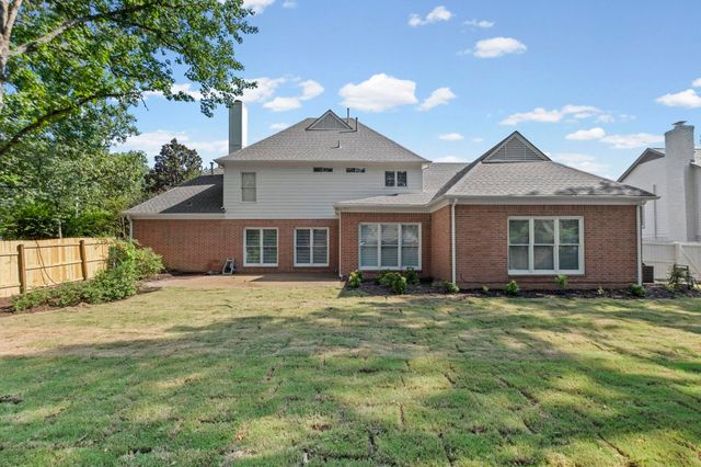 9358 L'ANGUILLE LN, Germantown, TN 38139