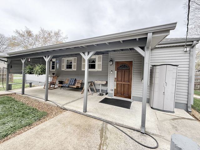 111 Gentry St, Tullahoma, TN 37388