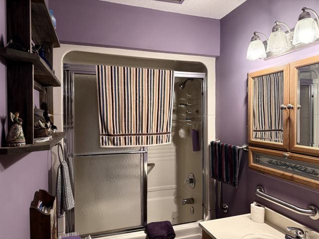 111 Gentry St, Tullahoma, TN 37388