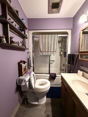 111 Gentry St, Tullahoma, TN 37388