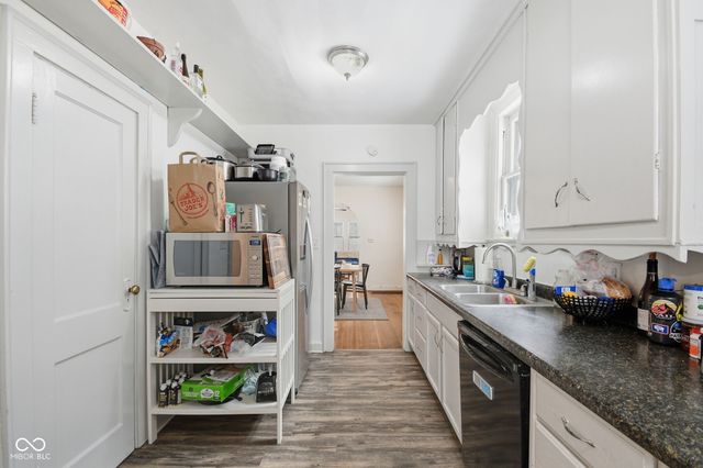 518 Woodruff Pl E Drive, Indianapolis, IN 46201