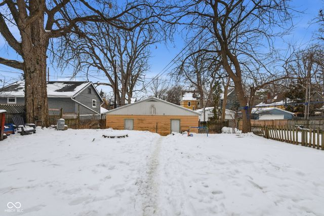 518 Woodruff Pl E Drive, Indianapolis, IN 46201