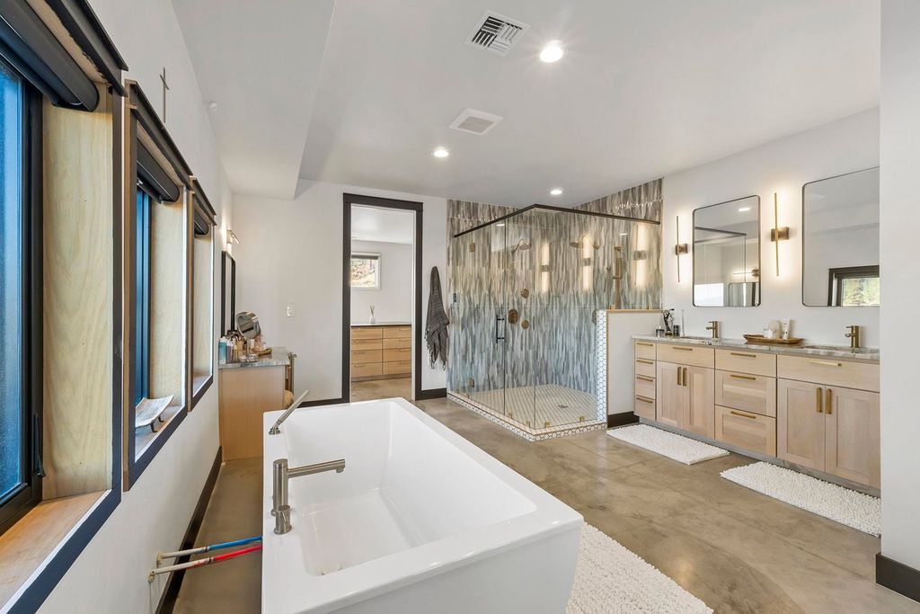 29249 E Rock Land Way, Seven Bays, WA 99122 photo 17