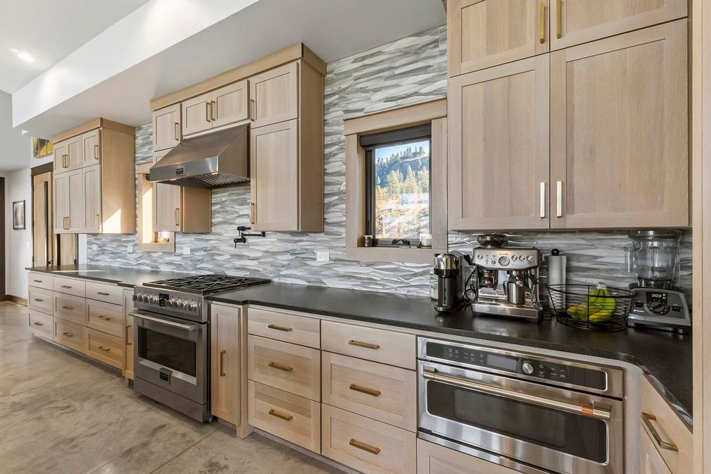 29249 E Rock Land Way, Seven Bays, WA 99122 photo 6