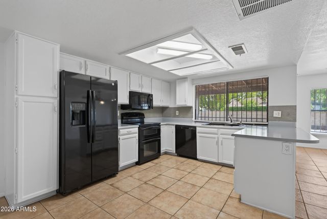 5531 W Beryl Avenue, Glendale, AZ 85302